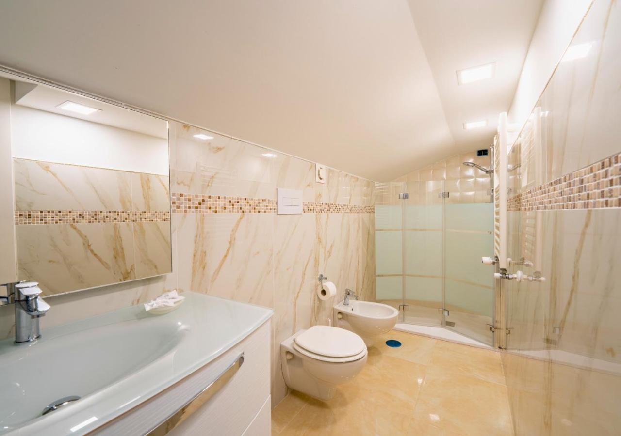 Villa Dei Cesari Bed & Breakfast Santa Maria La Carita Экстерьер фото